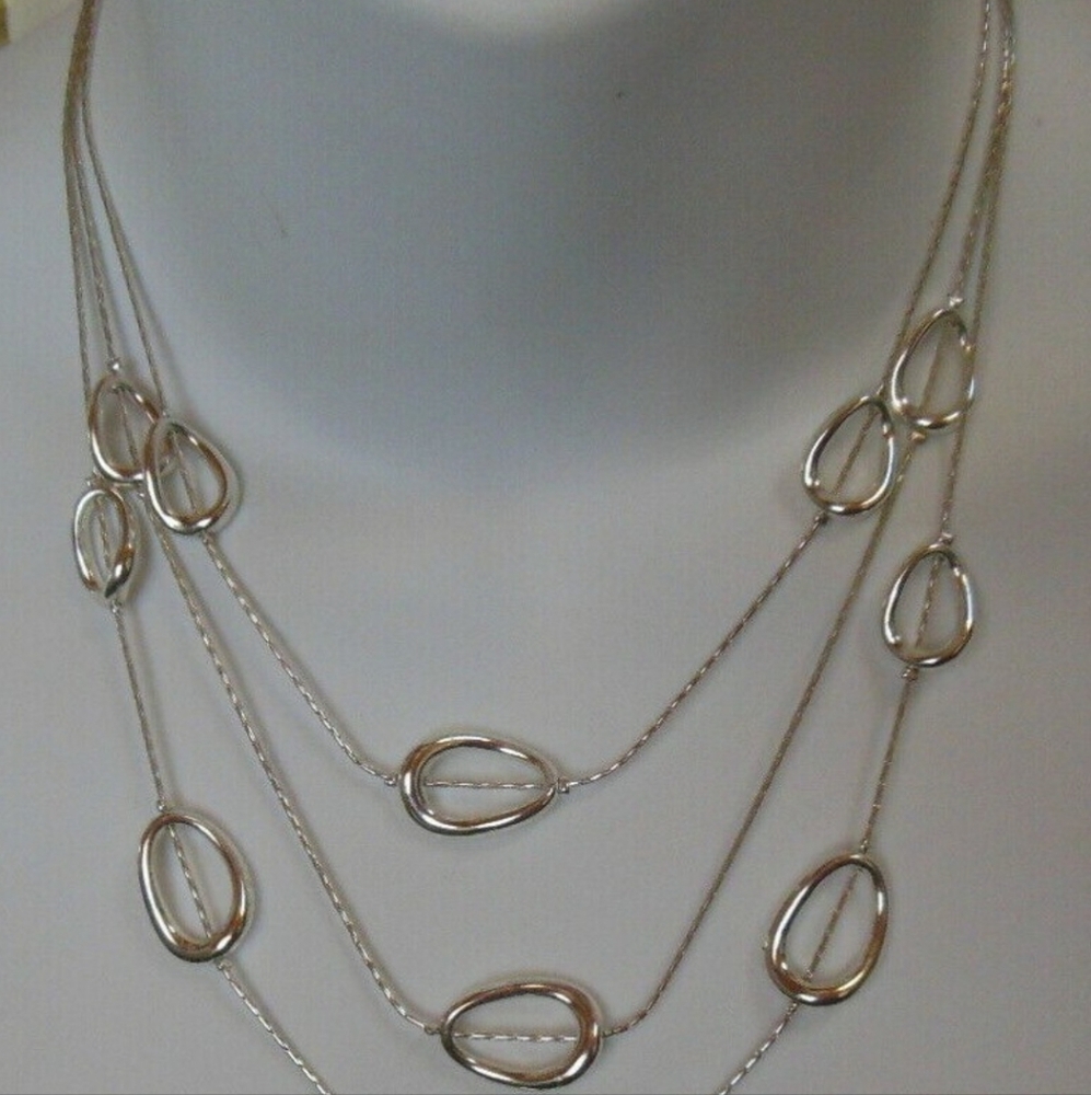 Crown Trifari Elegant Silver Tone Necklace